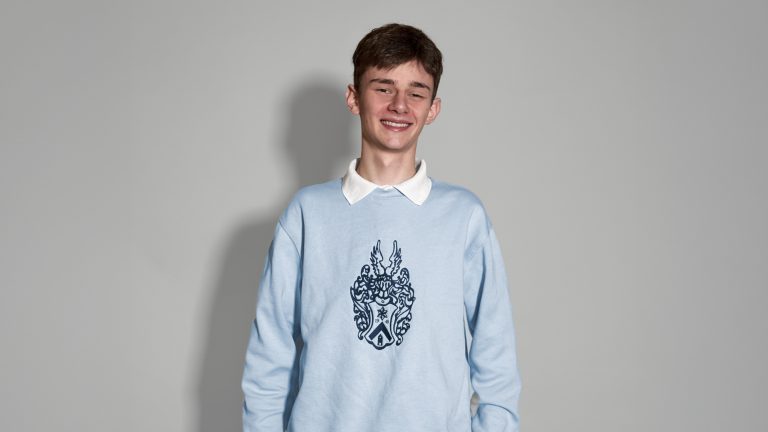 Levi Umhau, Schüler