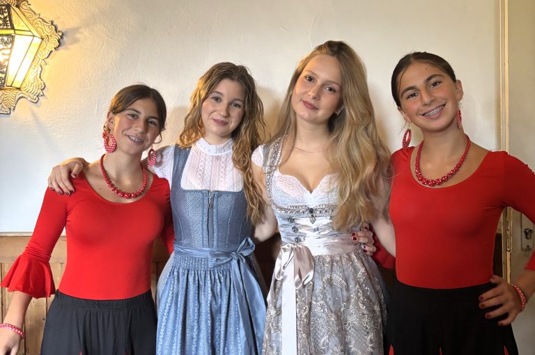 bayerische und spanische tracht