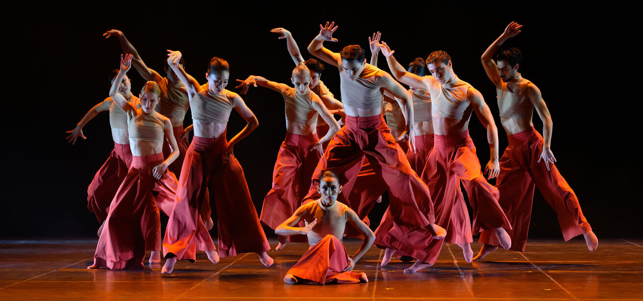 022 ballettensemble carmen rosa boléro foto christian krautzberger lt1 3757 verbessert rr