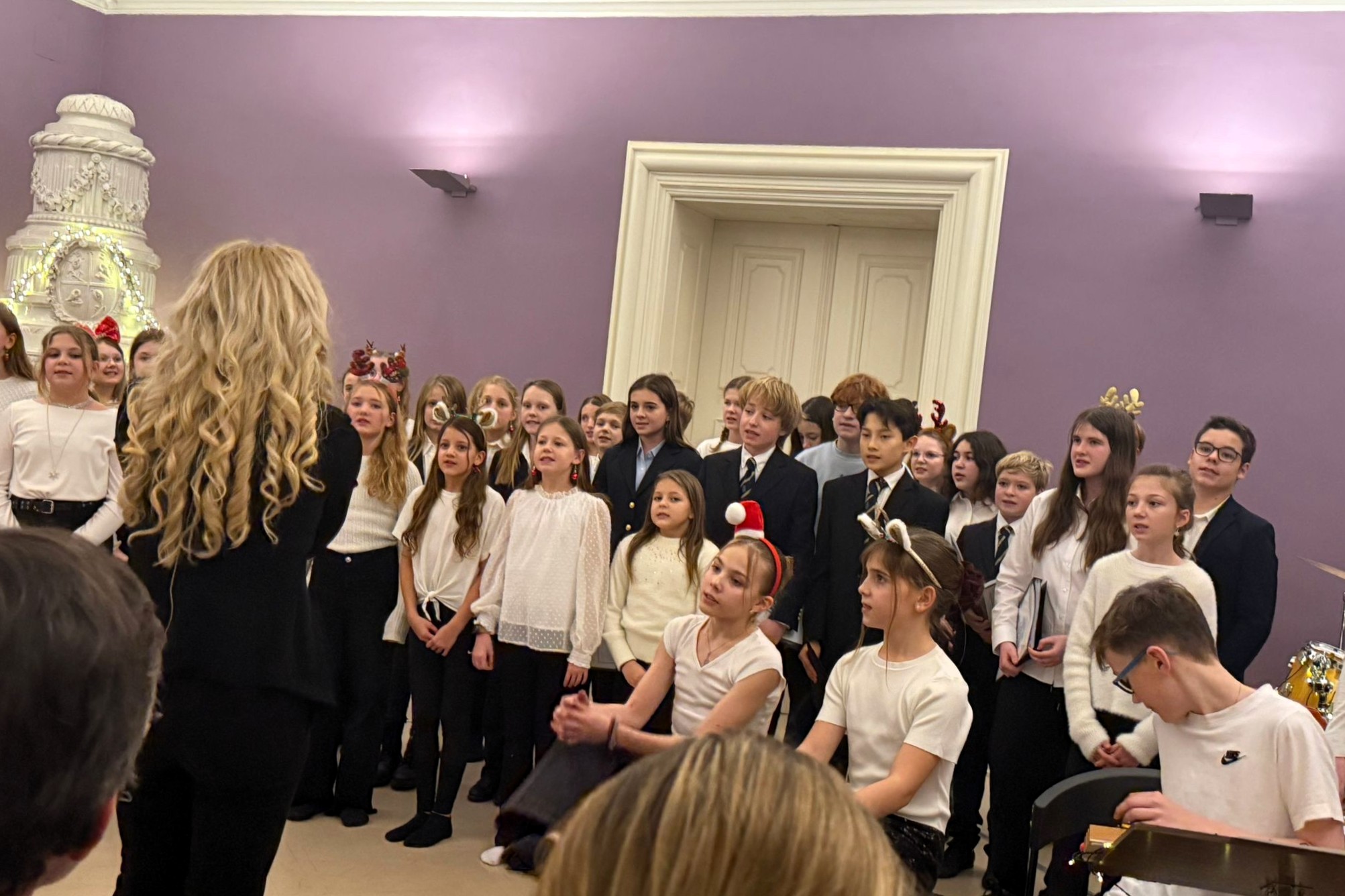 Schülerinnen und Schüler der Schule Schloss Stein am Stiftsgymnasium Wilhering